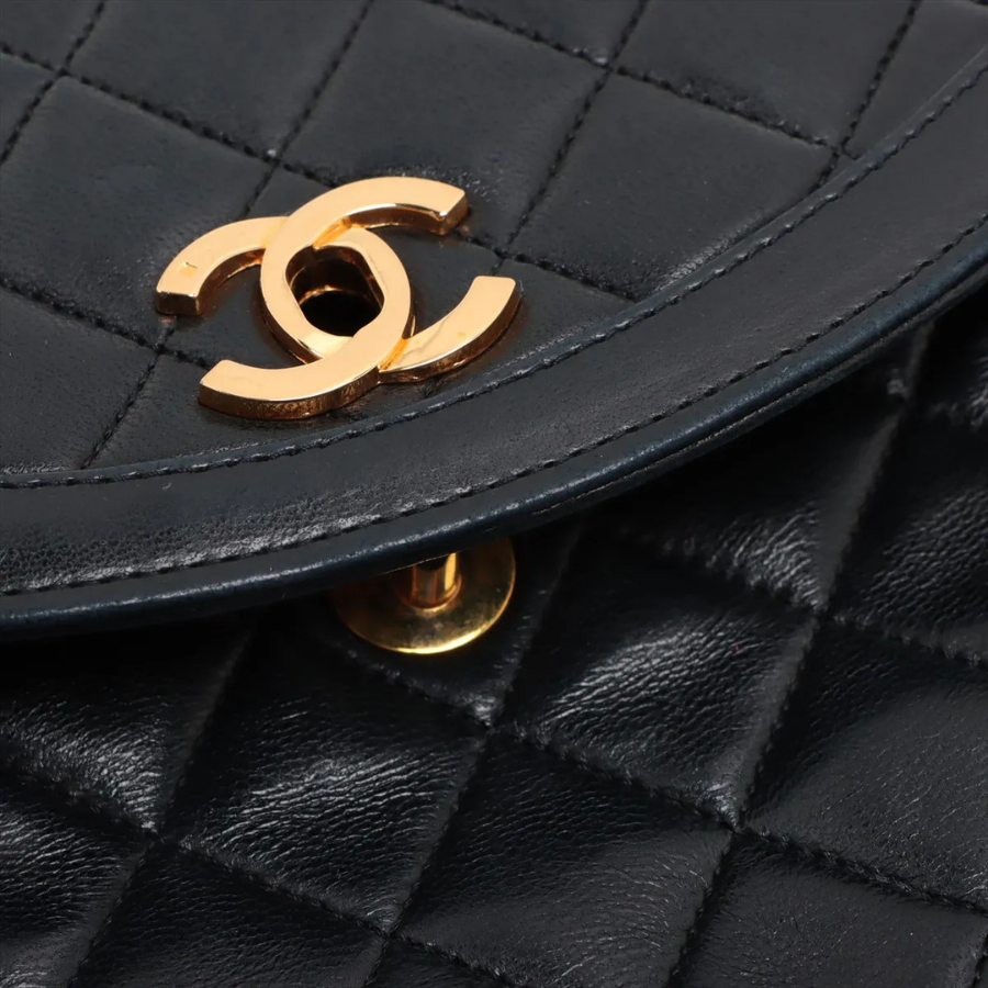 Chanel Rare Vintage Matelassé Curved Single Flap Chain Shoulder Bag thumbnail