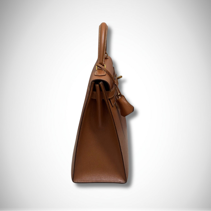 Hermès Vintage Kelly 32 in Gold Epsom Leather Gold Hardware ○Z Stamp No Strap alternate view