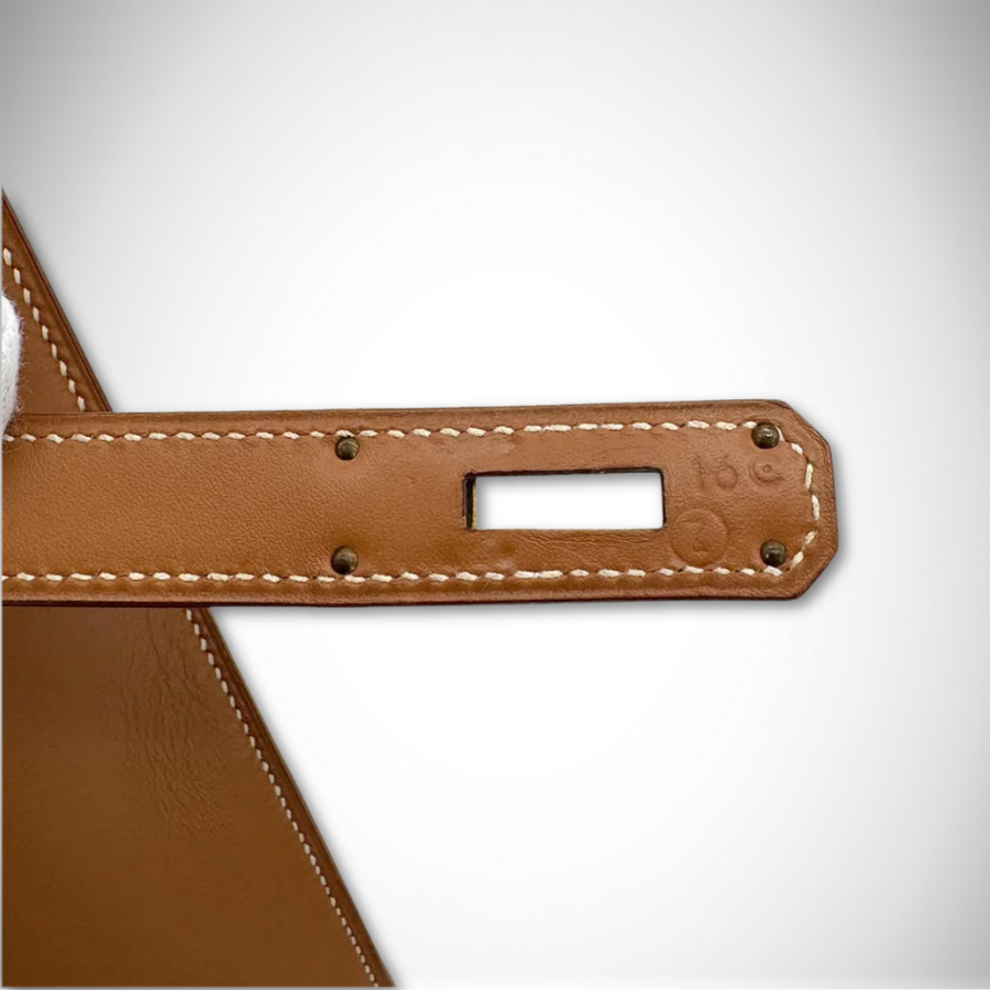 Hermès Kelly 32 Sellier in Natural Veau Chamonix Leather Gold Hardware Circle Z stamp (1996) thumbnail