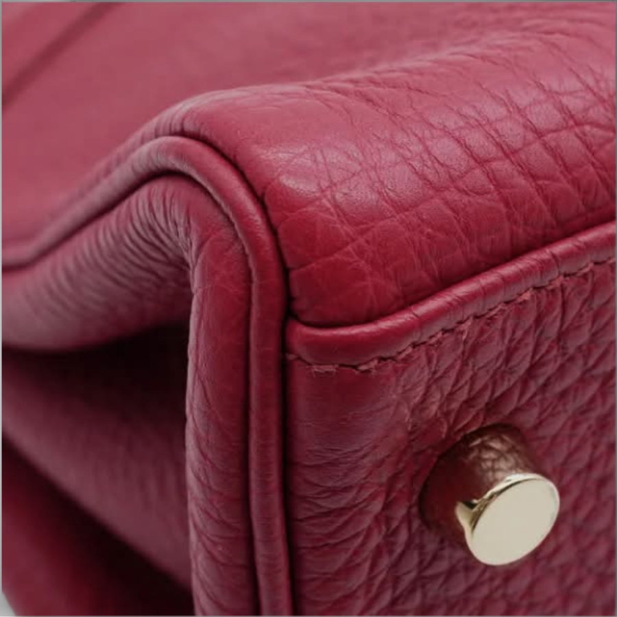 Hermès Shoulder Kelly 42 in Rubis Taurillon Clemence Leather Gold Hardware Square O stamp (2011) thumbnail