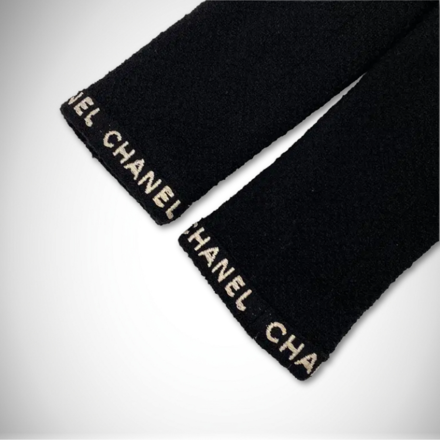 Chanel Vintage Black Wool 1995 Runway Logo Coco Button Tweed Jacket – FR 38 thumbnail