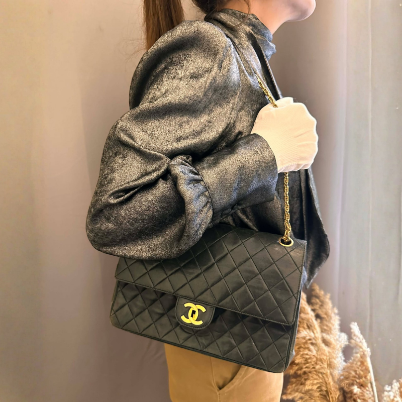 Chanel Matelassé Lambskin Double Flap Double Chain Bag Black Gold Metal Fittings thumbnail