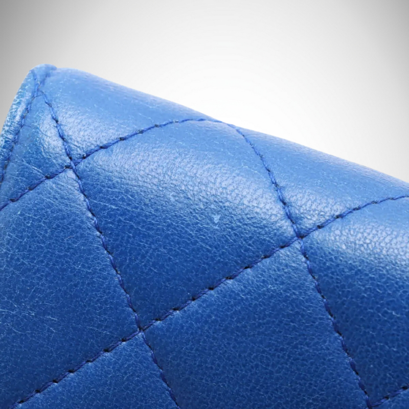 Chanel Classic Quilted Wallet on Chain thumbnail