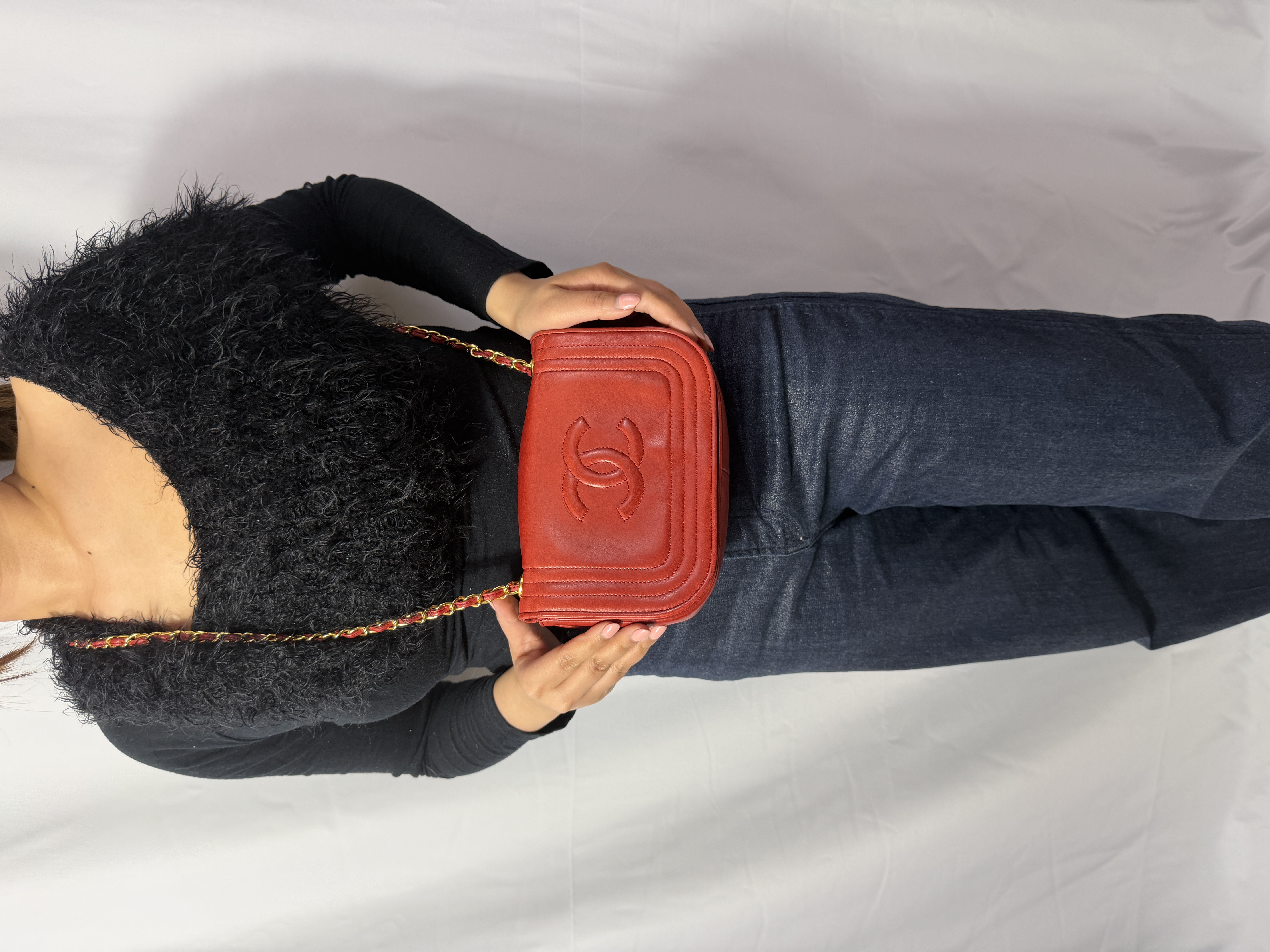 Chanel Caviar Quilted Timeless CC Shoulder Bag in Red thumbnail