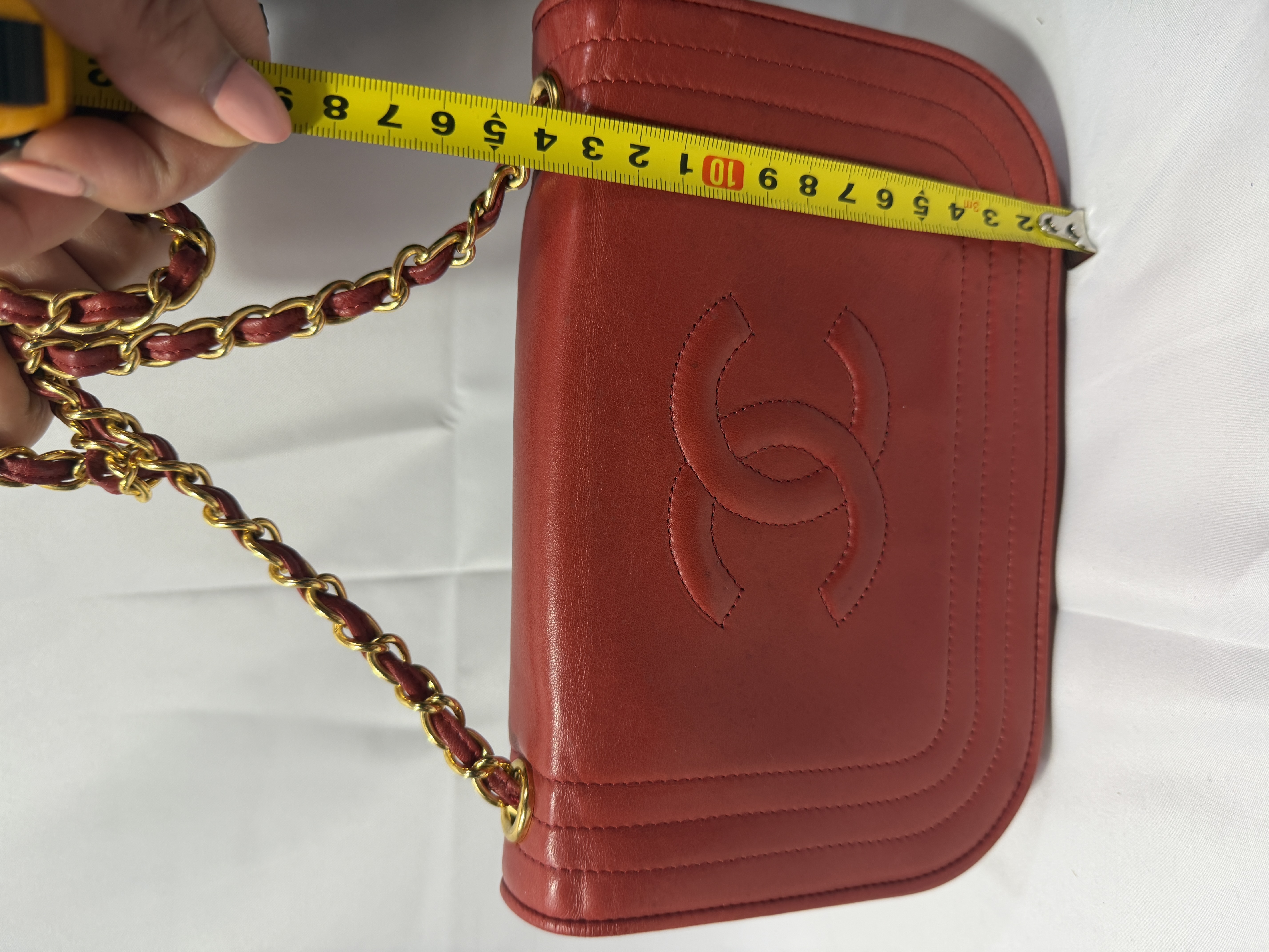 Chanel Caviar Quilted Timeless CC Shoulder Bag in Red thumbnail