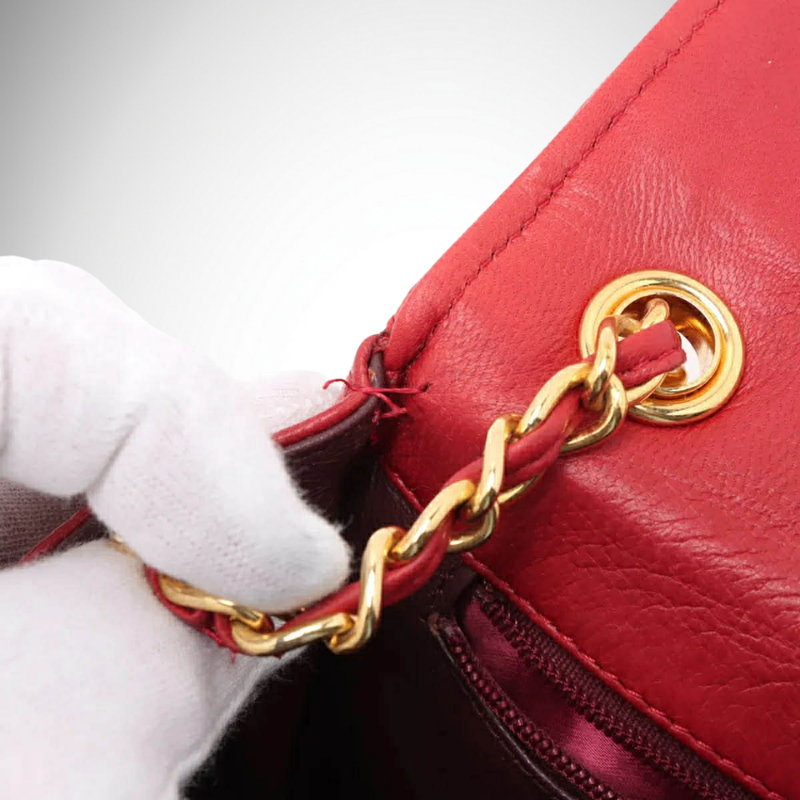 Chanel Caviar Quilted Timeless CC Shoulder Bag in Red thumbnail
