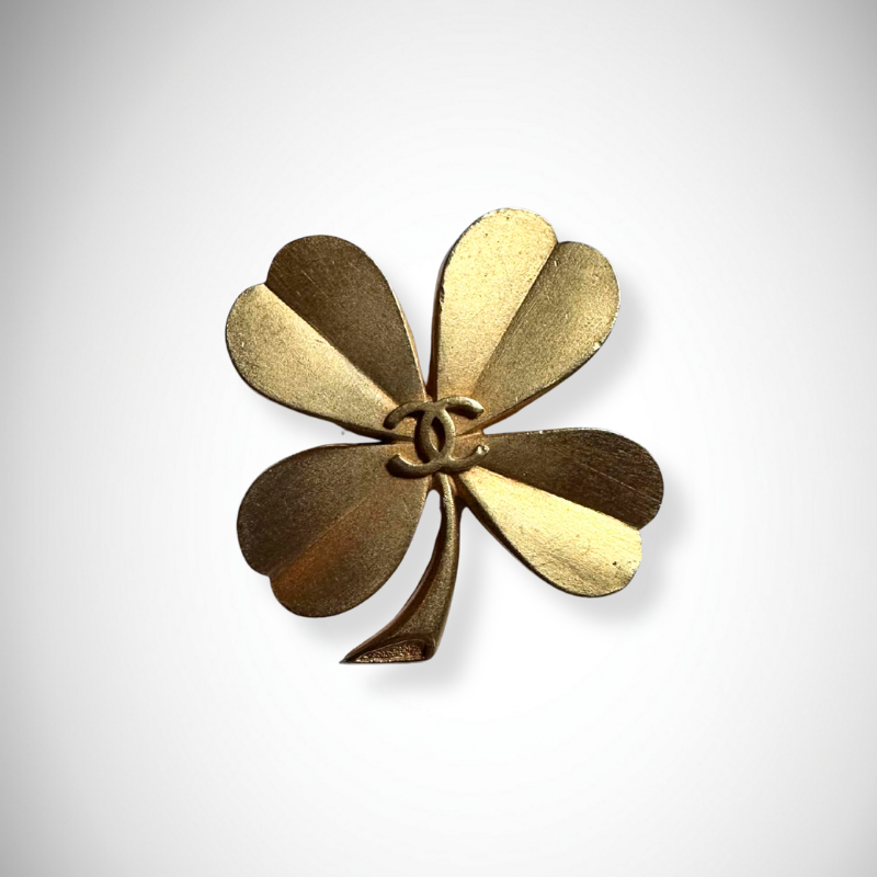 Chanel Vintage Gold Clover Brooch CC Logo